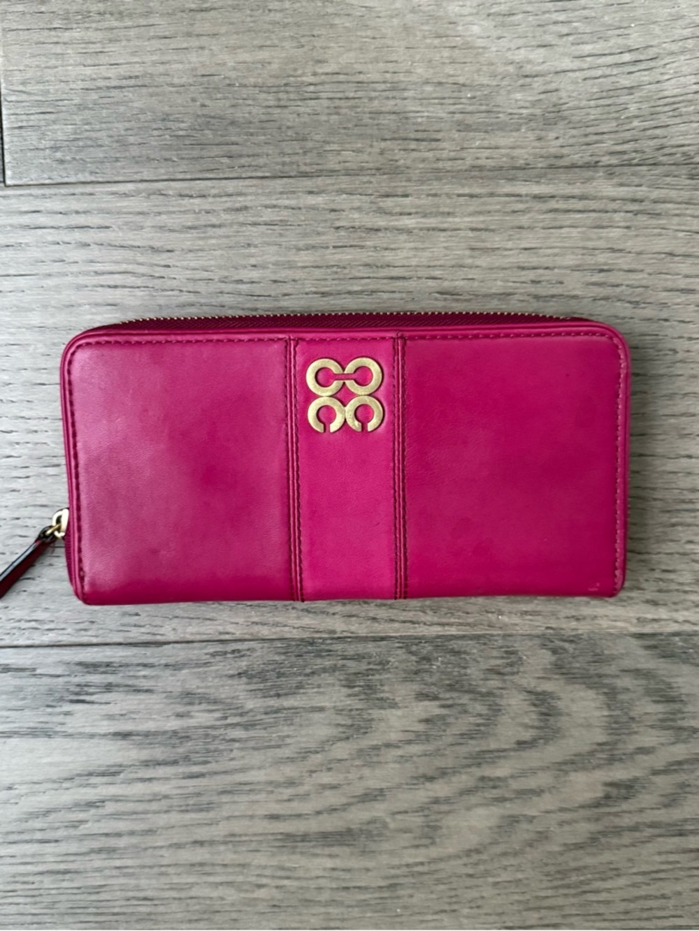 Coach Op Art Long Wallet-Coach Julia Collection Y2K  style number is F43806.